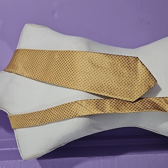 Jones New York Men's tie - Picture 2 of 3